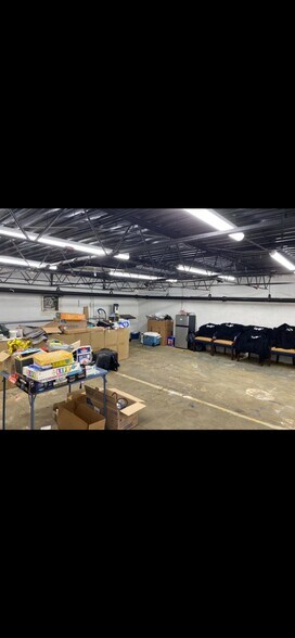 More Photos Of 9000 Edgeworth Dr, Capitol Heights Warehouse For Lease