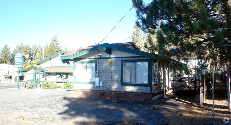 More Photos Of 41081 Big Bear Blvd, Big Bear Lake Freestanding For Sale