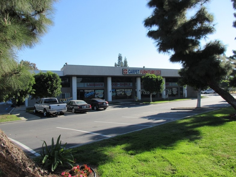 More Photos Of 17512 Studebaker Rd, Cerritos Showroom For Lease