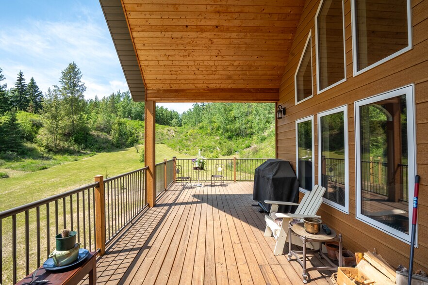 More Photos Of 53309A Range Road 65, Parkland County Specialty For Sale