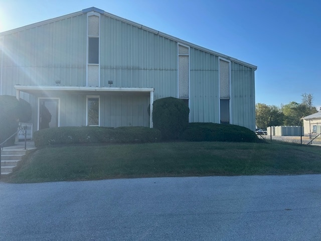 Primary Photo Of 10 Stover Dr, Carlisle Warehouse For Lease