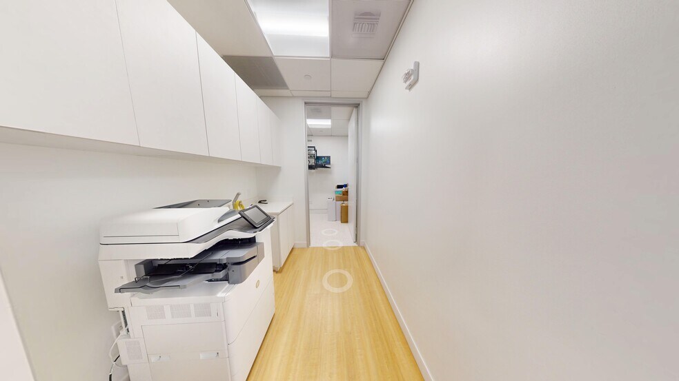 More Photos Of 201 S Biscayne Blvd, Miami Office Residential For Lease