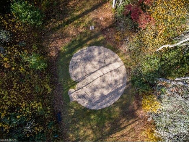 More Photos Of 111 Fiddlehead Ln, Zirconia Specialty For Sale