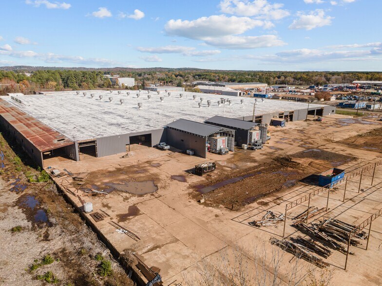 More Photos Of 12345 Massey ave, Tyler Distribution For Lease