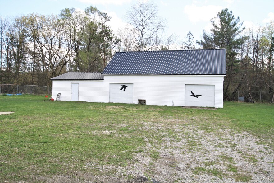 More Photos Of 5106 S Dundas Rd, Beaverton Trailer Camper Park For Sale