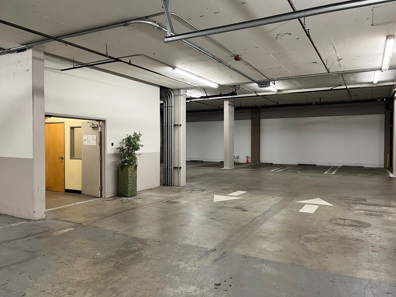 More Photos Of 2727 W Alameda Ave, Burbank Medical For Sale