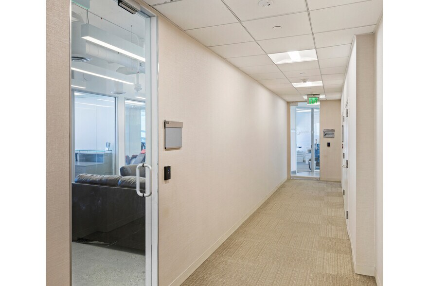 More Photos Of 9701 Wilshire Blvd, Beverly Hills Office For Lease