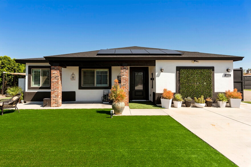 More Photos Of 8822 W Deer Valley Rd, Peoria Specialty For Sale