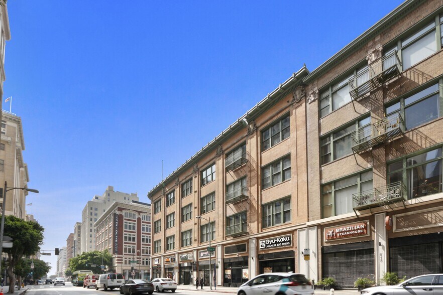 More Photos Of 500 W 7th St, Los Angeles Apartments For Lease