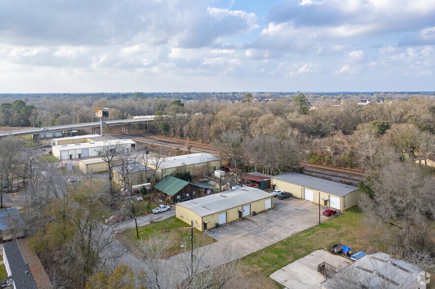 More Photos Of 6582 Westwood Blvd, Beaumont Light Distribution For Lease