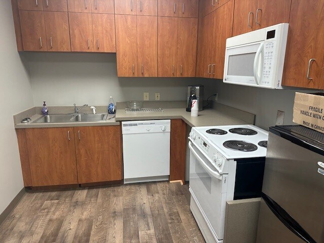 More Photos Of 145 Millard Farmer Industrial Blvd, Newnan Bank For Lease