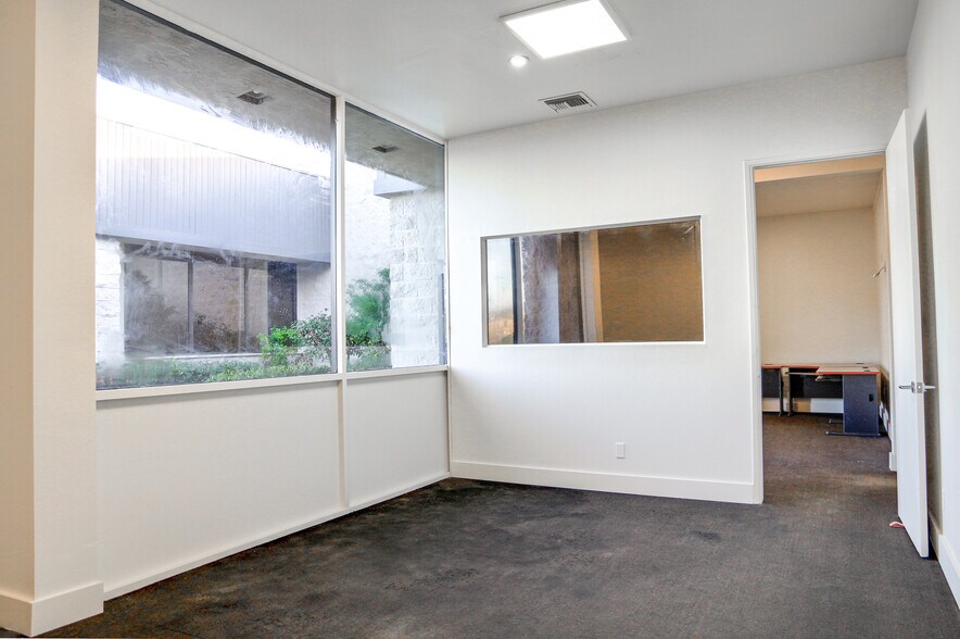 More Photos Of 521 State Pl, Escondido Warehouse For Sale