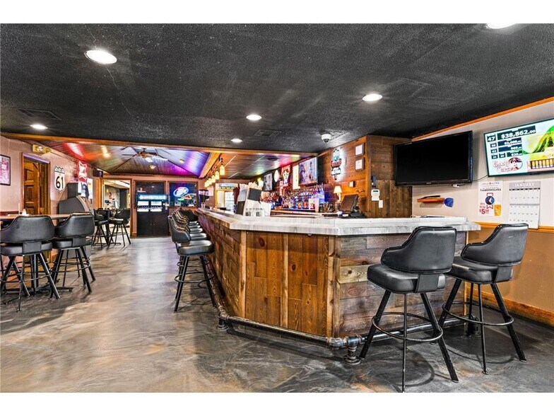 More Photos Of 4654 County Highway 61 hwy, Moose Lake Specialty For Sale