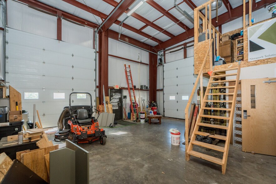 More Photos Of 1252 Saratoga Rd, Ballston Spa Light Distribution For Sale