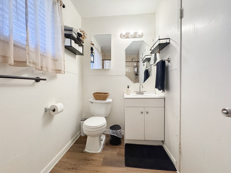 More Photos Of 2708-2712 Oakcliff St, Houston Apartments For Sale