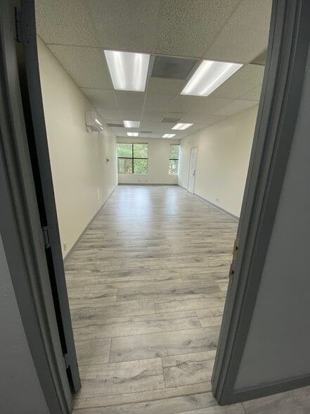 More Photos Of 8811 S Tacoma Way, Tacoma Medical For Lease