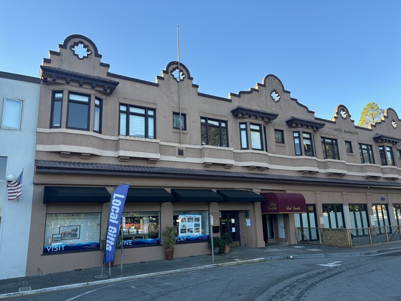 Primary Photo Of 22 El Portal, Sausalito General Retail For Lease