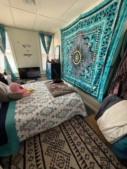 More Photos Of 25 Hartford St, Rumford Apartments For Sale