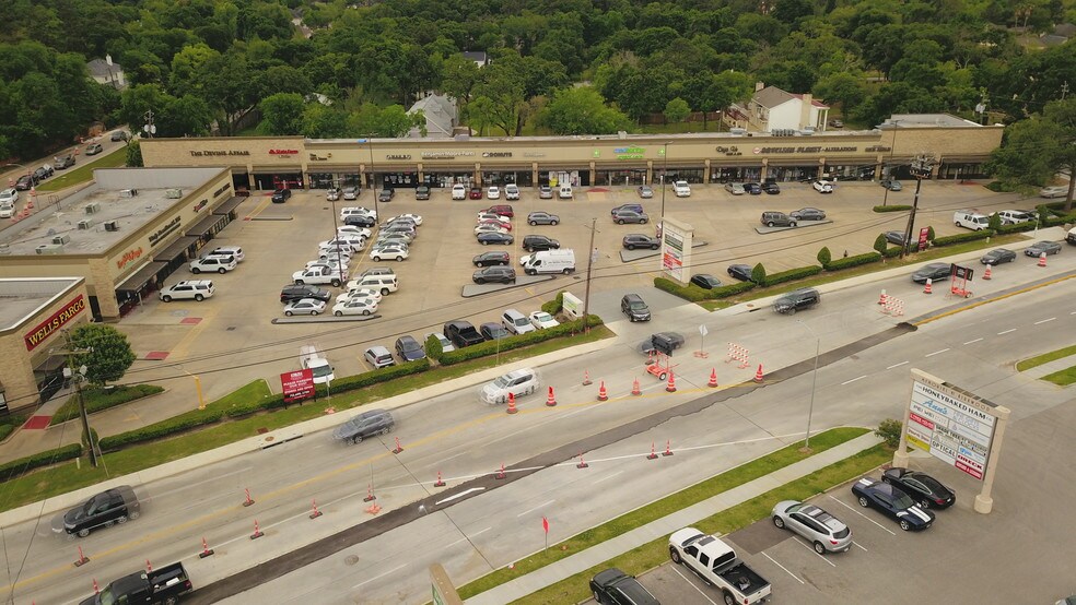 More Photos Of 14001-14075 Memorial Dr, Houston Unknown For Lease