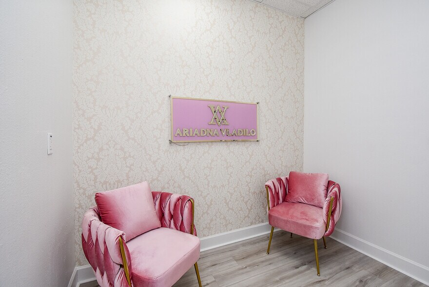 More Photos Of 440 Cobia Dr, Katy Office Residential For Sale