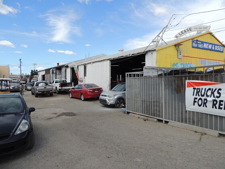 More Photos Of 8265 Lankershim Blvd, North Hollywood Distribution For Sale