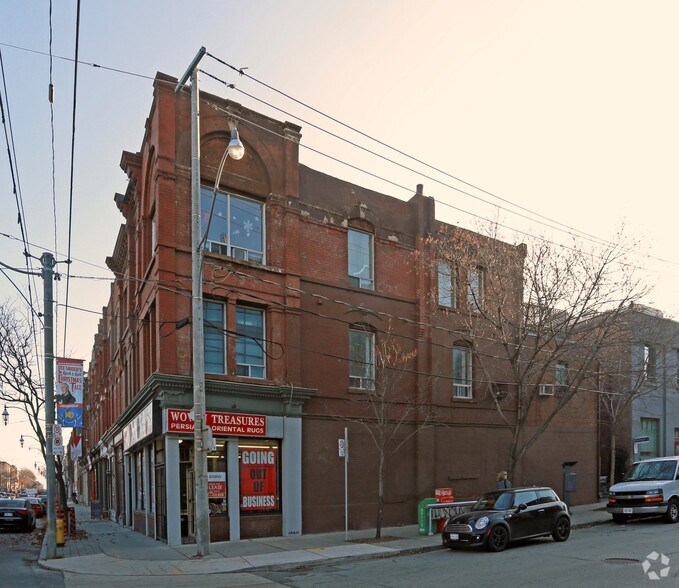 More Photos Of 167 Queen St E, Toronto Storefront Retail Residential For Lease