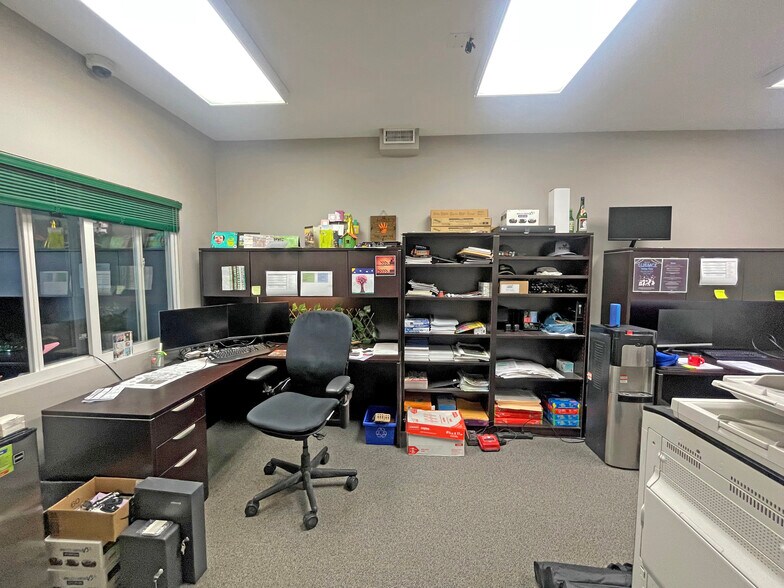 More Photos Of 17 Fawcett Rd, Coquitlam Warehouse For Sale
