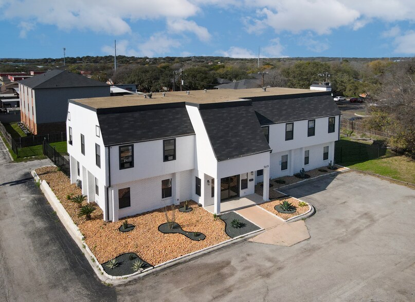 More Photos Of 5415 Lost Ln, San Antonio Medical For Sale
