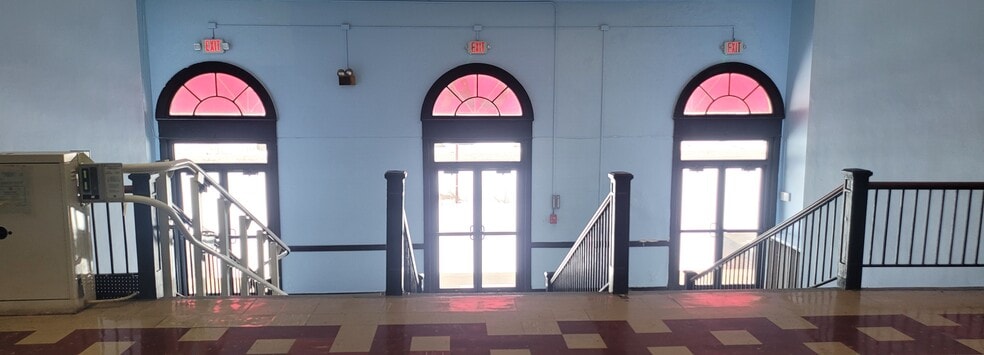 More Photos Of 1230 Palmyra Rd, Warren Schools For Sale