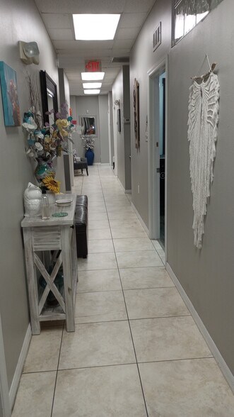 More Photos Of 105 Timberlachen Cir, Lake Mary Office For Sale