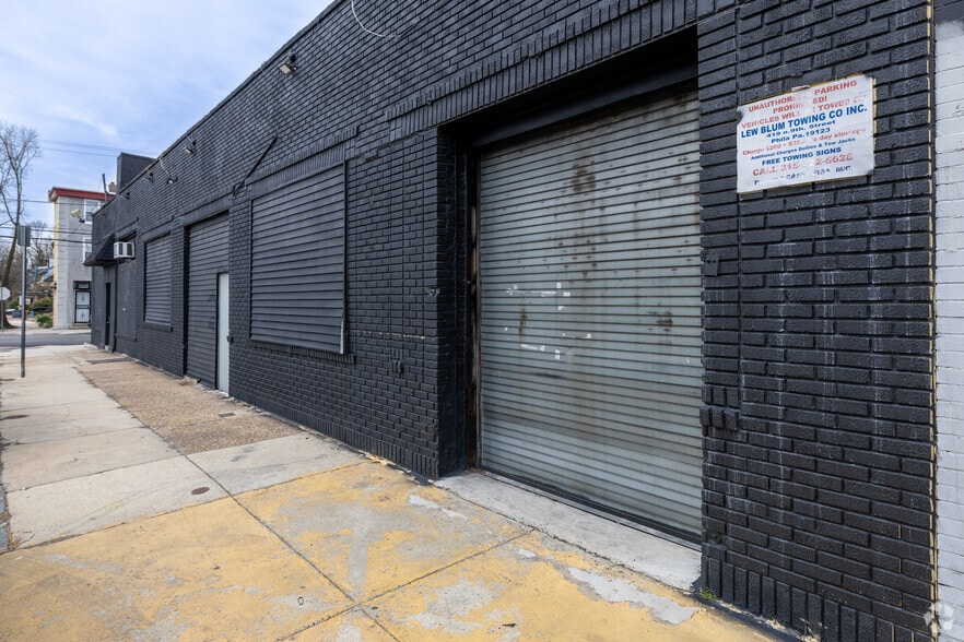 More Photos Of 67 W Queen Ln, Philadelphia Warehouse For Lease