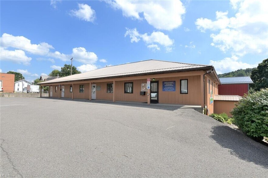 Primary Photo Of 151 S Kennebec Ave, Mcconnelsville Office For Lease