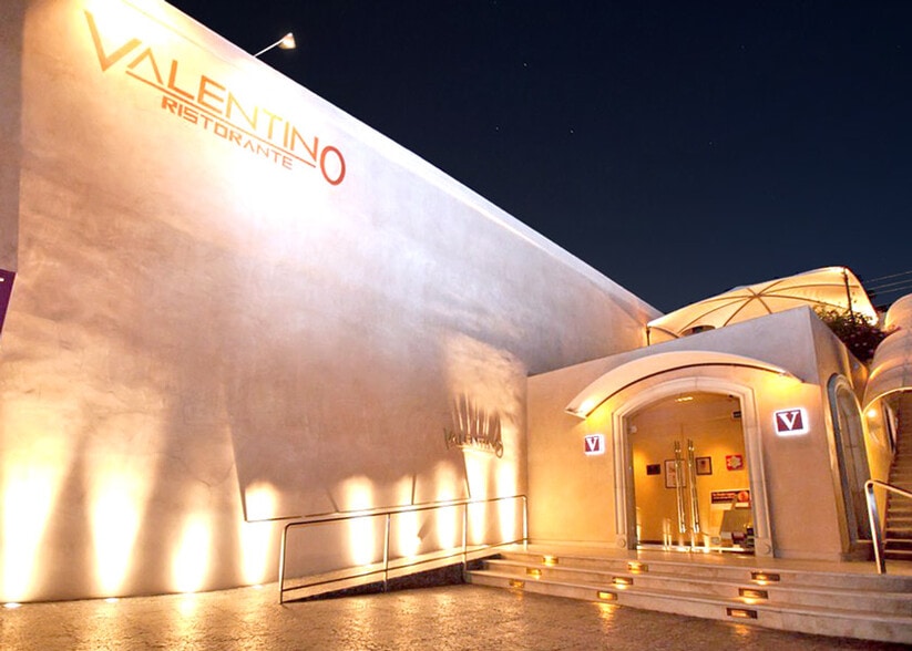 More Photos Of 3115 Pico Blvd, Santa Monica Restaurant For Lease