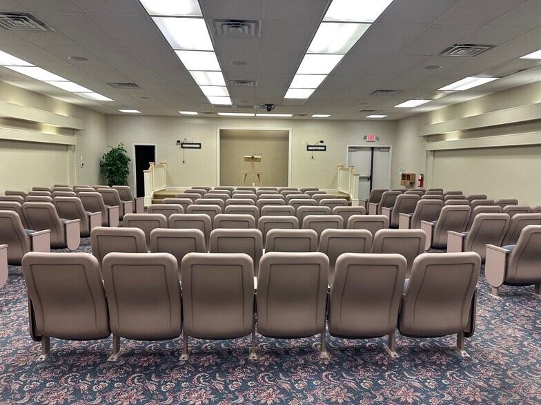 More Photos Of 5602 Rosemead Blvd, Temple City Office For Sale