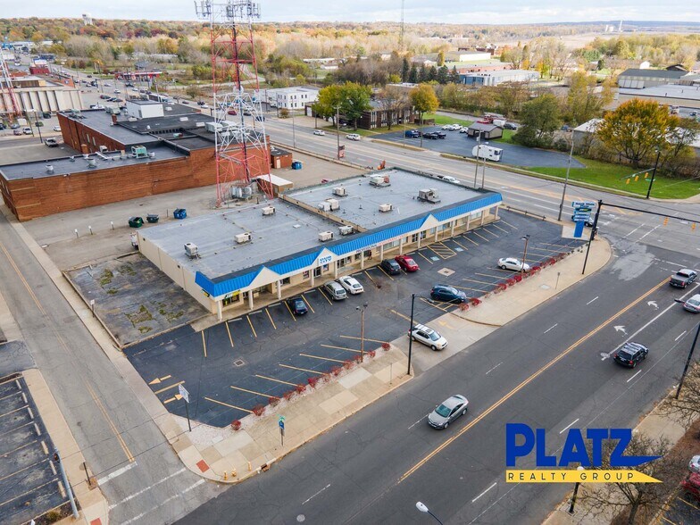 More Photos Of 231-239 Main Ave SW, Warren Storefront For Sale