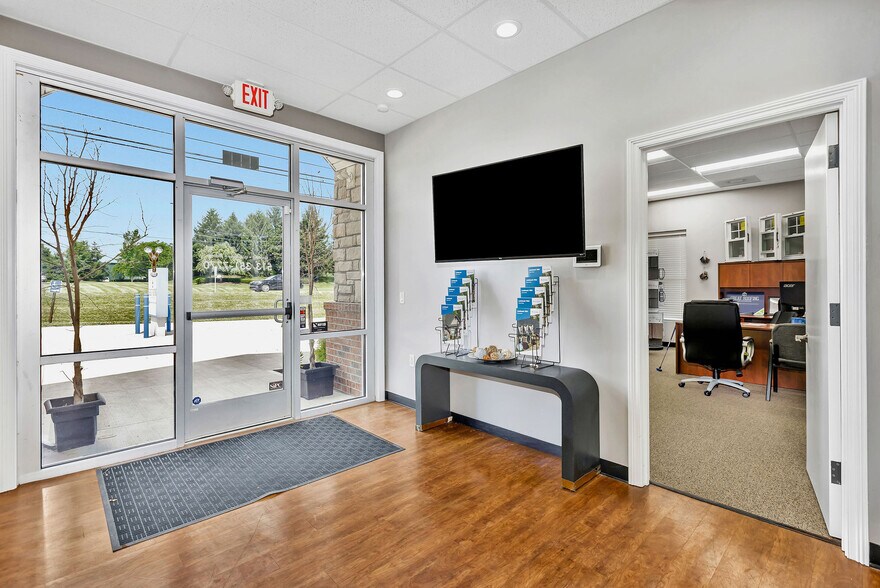 More Photos Of 5394 State Route 48, Maineville Office For Sale