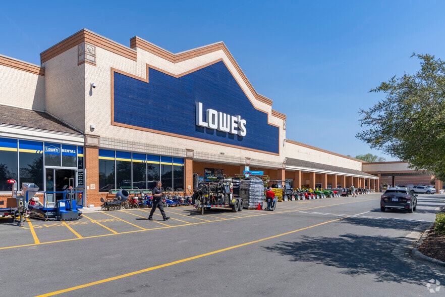 More Photos Of 9645-9759 Sam Furr Rd, Huntersville Unknown For Lease