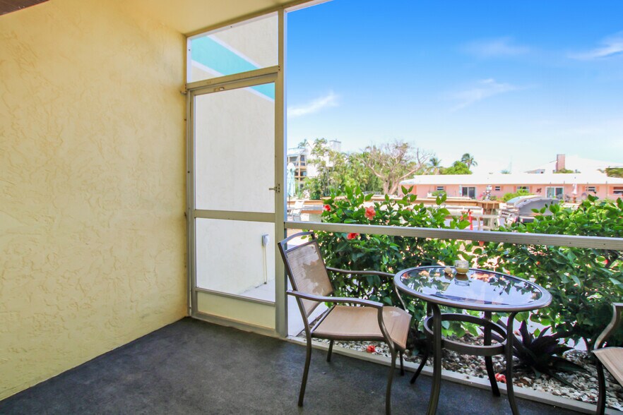 More Photos Of 3226 Stringfellow Rd, Saint James City Apartments For Sale