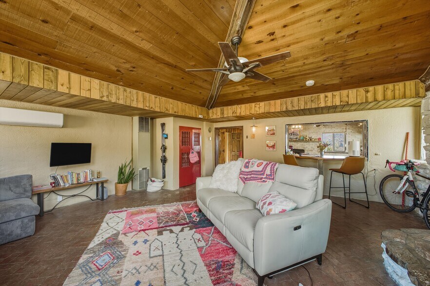 More Photos Of 24 Matisse Rd NE, Albuquerque Apartments For Sale