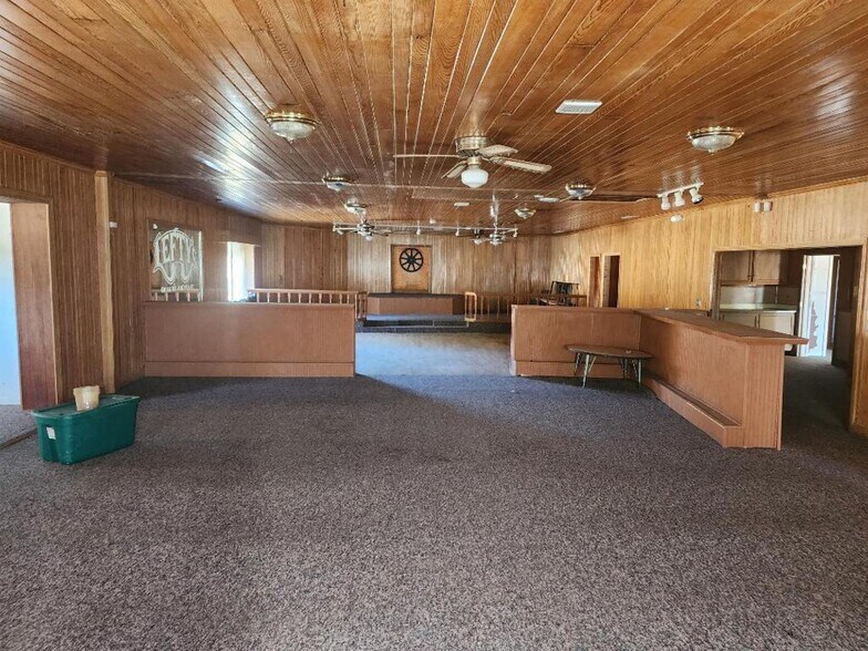 More Photos Of 8091 Old Highway 5 S, Talking Rock Light Distribution For Sale