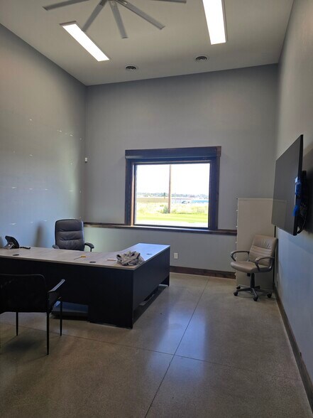 More Photos Of 870 N 2nd E, Rexburg General Retail For Lease