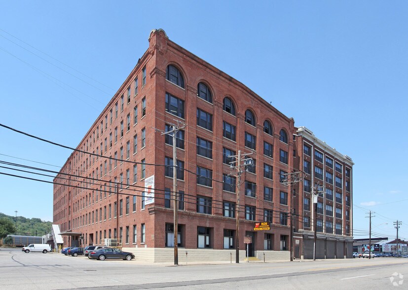More Photos Of 2701 Spring Grove Ave, Cincinnati Warehouse For Lease