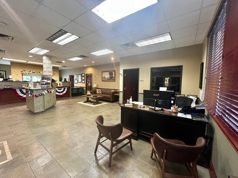 More Photos Of 661 W Central Texas Expy, Harker Heights Office For Lease