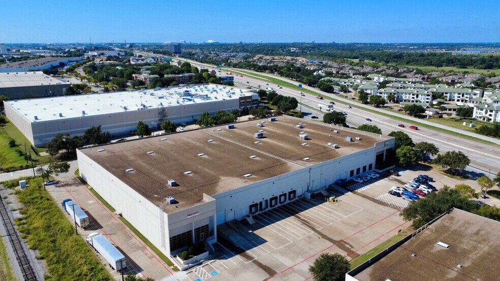 More Photos Of 2920 N State Highway 360, Grand Prairie Warehouse For Lease