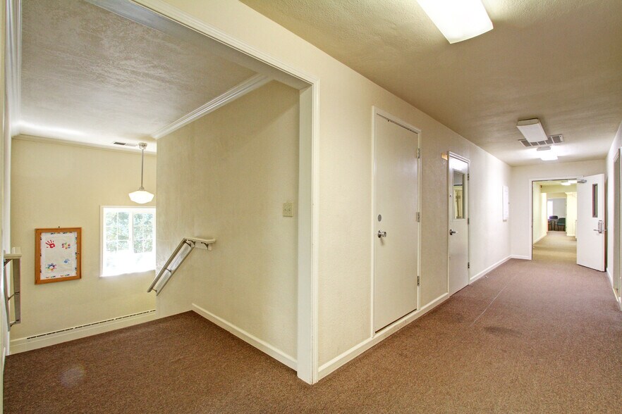 More Photos Of 714 W Main St, Grass Valley Office Residential For Sale