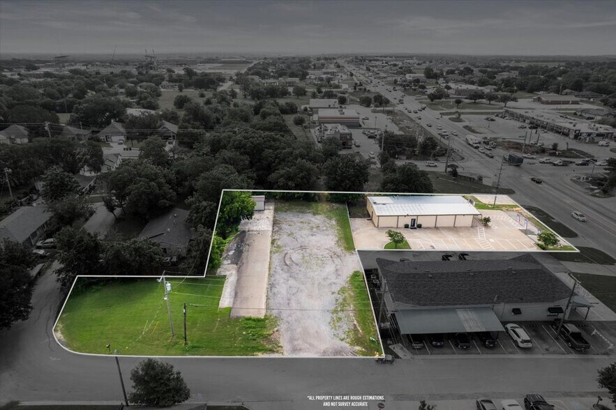 More Photos Of 106 E Princeton Dr, Princeton Storefront Retail Office For Sale