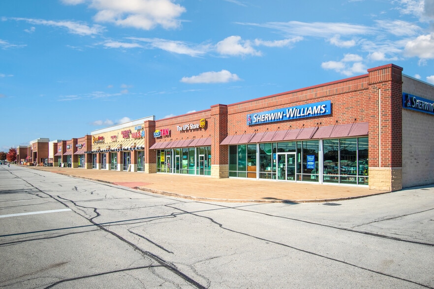 More Photos Of 101 Joliet St, Dyer Unknown For Lease