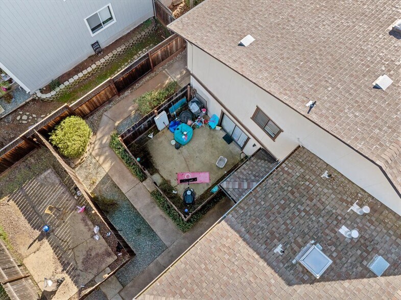 More Photos Of 3337 La Canada Dr, Cameron Park Apartments For Sale