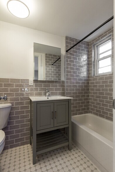 More Photos Of 16 Weldon St, Jersey City Multifamily For Sale