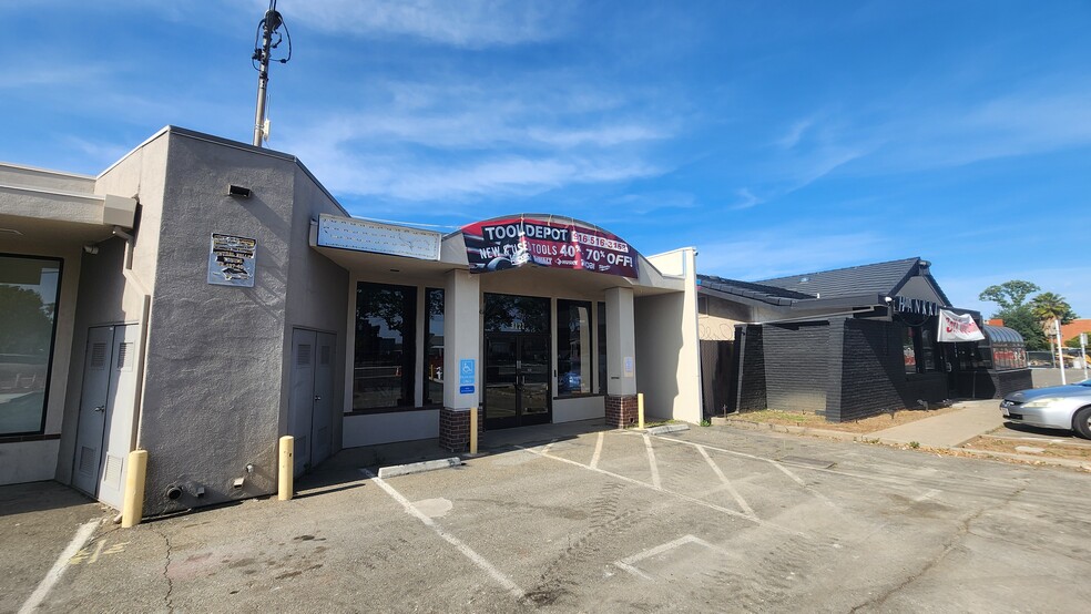 Primary Photo Of 3119-3121 Arden Way, Sacramento Freestanding For Lease